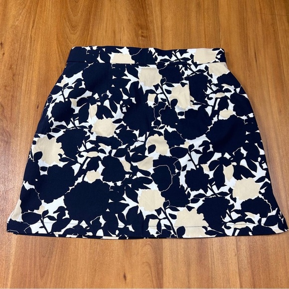 Rafaella Cream and White A-line Mini Skirt Resort Wear - Picture 5 of 11